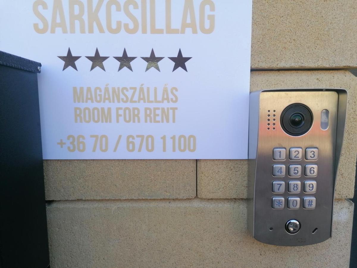 Ferienwohnung Sarkcsillag Teljes Csaladihaz- Star Complete Family House Szegedin Exterior foto